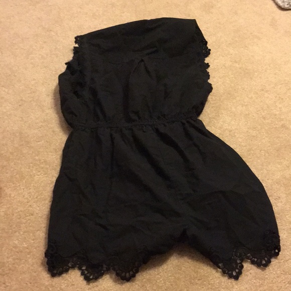 Kimchi Blue black romper size small - Picture 4 of 5